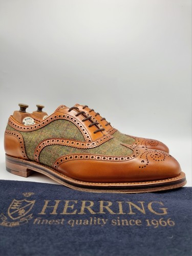 New unworn cheaney - &, x