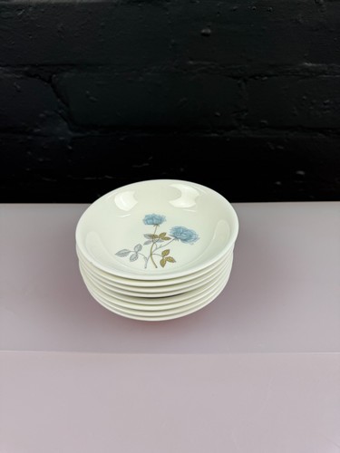 Wedgwood ice rose - ice, small