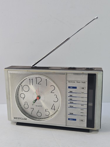 Westclox 80169 clock - westclox,