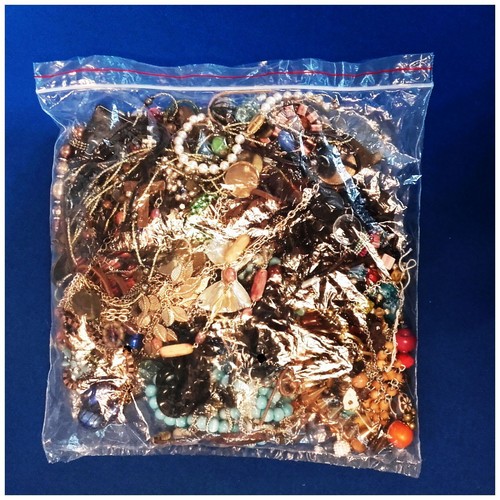 1kg bag various costume - various,