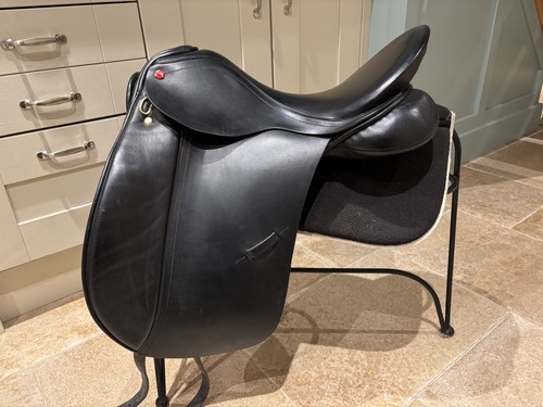 Albion dressage saddle - albion,