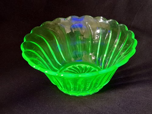 Vintage 1930s bagley carnival - vintage,