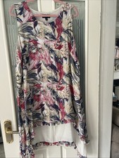 Ladies Size 20 Saloos Dress