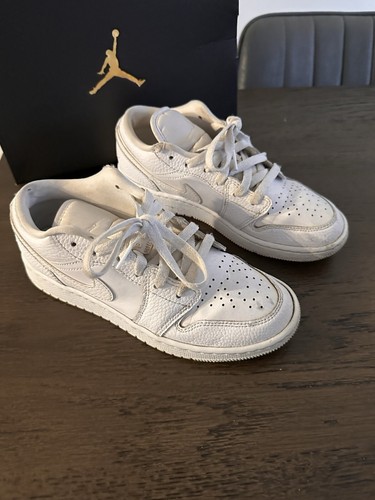 Nike air jordan low triple - low,