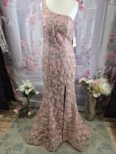 Nwt sherri hill - nwt, shoulder