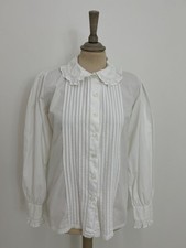 Vintage 1970s Victorian style