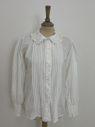 Vintage 1970s victorian - vintage,