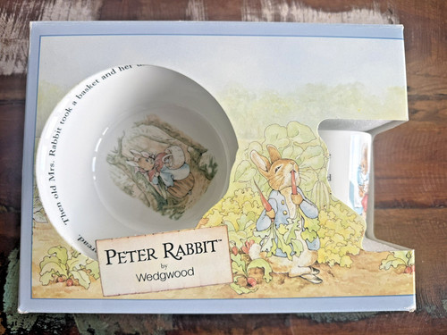 Wedgwood peter rabbit beatrix - rabbit,