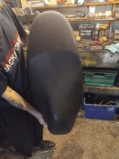 Piaggio Liberty 125  SEAT.