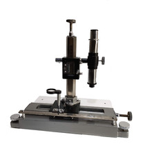 Travelling Microscope with