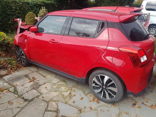 Susuki swift hybrid - susuki,