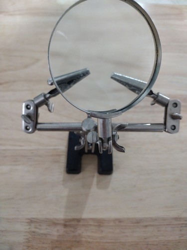 Helping hand articulated - hand,