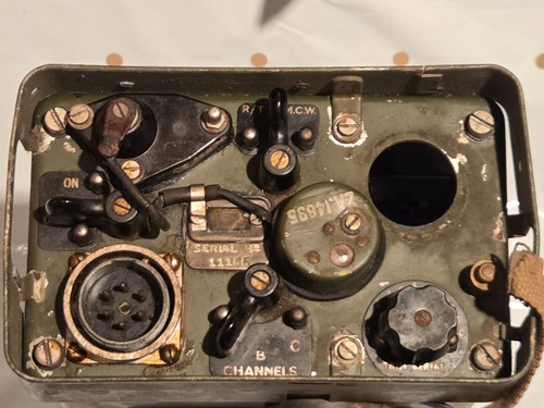 Ww2 army military radio - army,