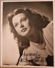 Hedy Lamarr - stunning