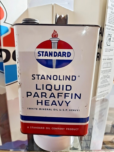 Standard oil liquid - liquid, paraffin