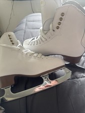 Graf 500 Ice Skates Size 4 -