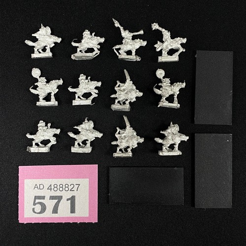Warmaster goblin wolf riders - wolf,