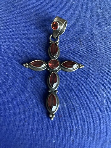 Incredible solid silver cross - solid,