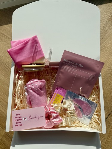 Pink pamper gift box for - pink,