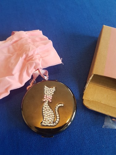 Avon mirror compact gorgeous