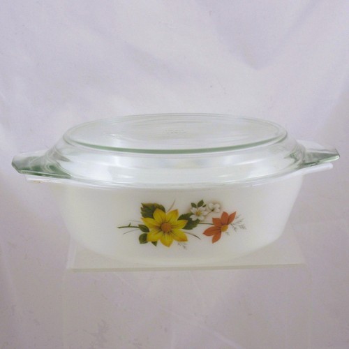 Vintage pyrex autumn - vintage,