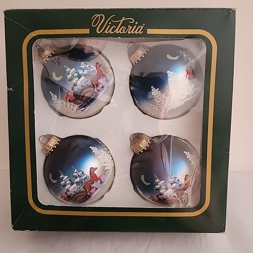 Victoria blue ornaments - 4,