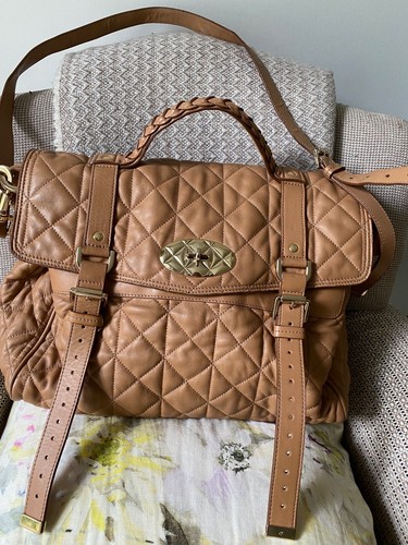 Mulberry nappa quilted - mulberry, large