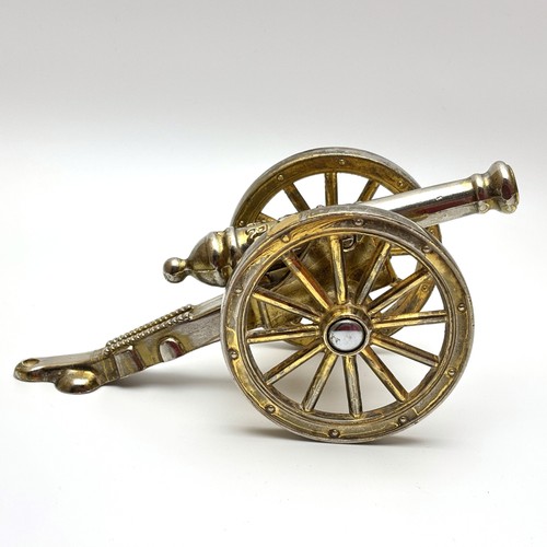 Vintage cannon ornament - gr,