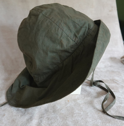 Vintage laura ashley - laura, souwester