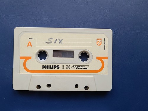 World first philips c30 - world's,