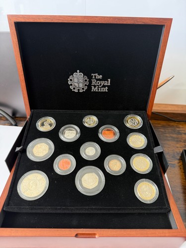 The royal mint - the, united