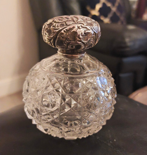 Hallmarked silver top - hallmarked,
