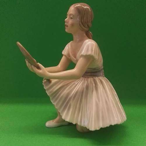 Dahl jensen porcelain - dahl,