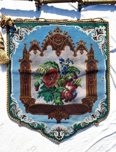 Beautiful antique embroidered - beautiful,