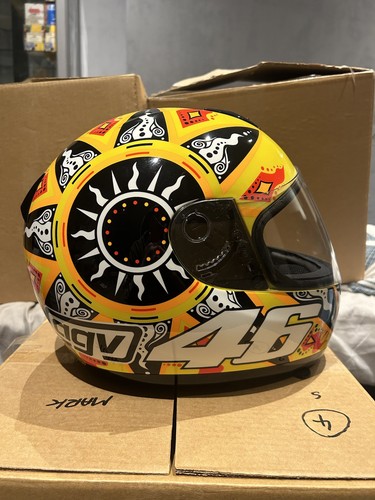 Valentino rossi 2002 moto - rossi, gp