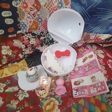 MGA Miniverse Make It Mini verse Food Hello Kitty Instant Noodle Soup Set ball 