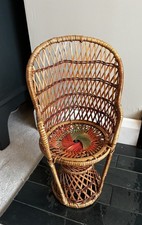 Peacock Wicker Chair for