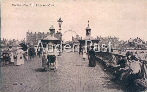 Vintage annes sea pier - vintage,