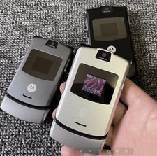 Motorola RAZR V3 Retro Flip