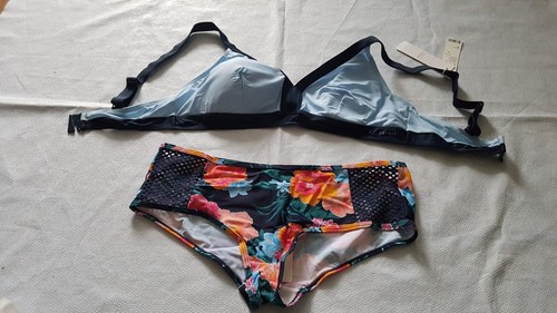Esprit bikini bottoms size - , 44