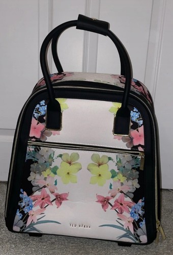 Ted baker cabin - baker,