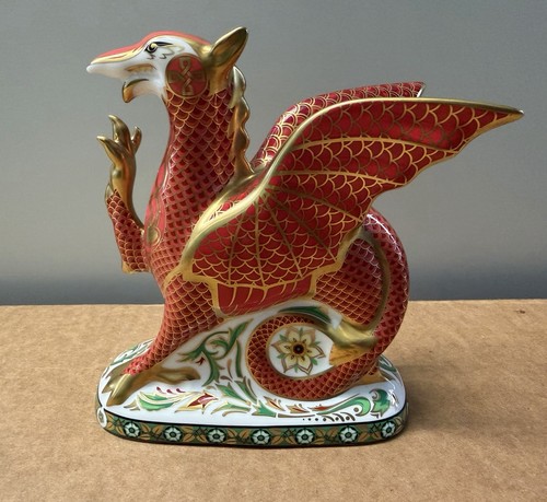 Royal crown derby welsh dragon - royal,