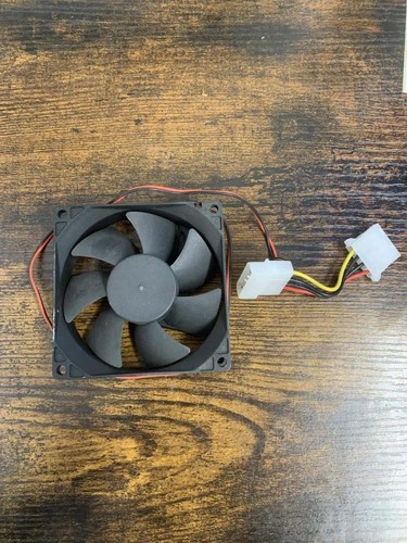 Pin black cooling fan - black,