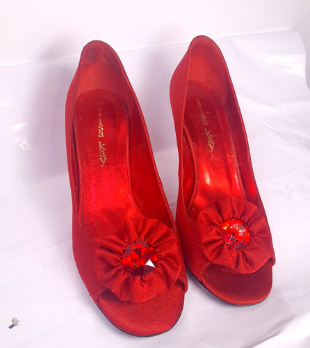 Red lisa kay satin peep - red,
