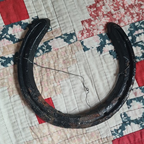 Old antique vintage horseshoe - old,