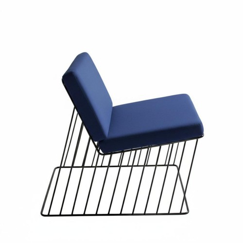 Continuous line armchair - line,
