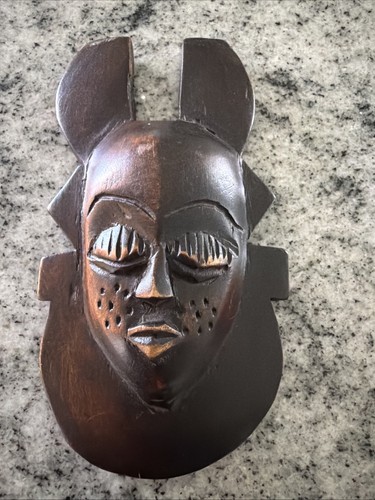 Horned senufo wooden wall mask - horned,