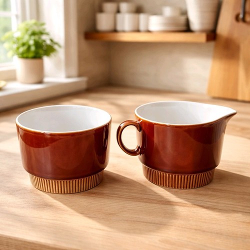 Poole pottery chestnut brown - poole,