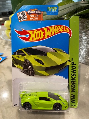 Hot wheels 2015 workshop night - hot,