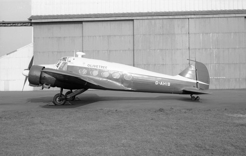 Olivetree avro anson - avro, g-ahib